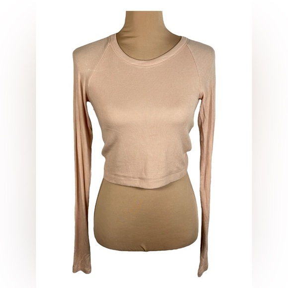 Alix NYC Shirt Coles Crop Top Medium Long Sleeve Cream Ribbed Twist Back - Picture 4 of 7